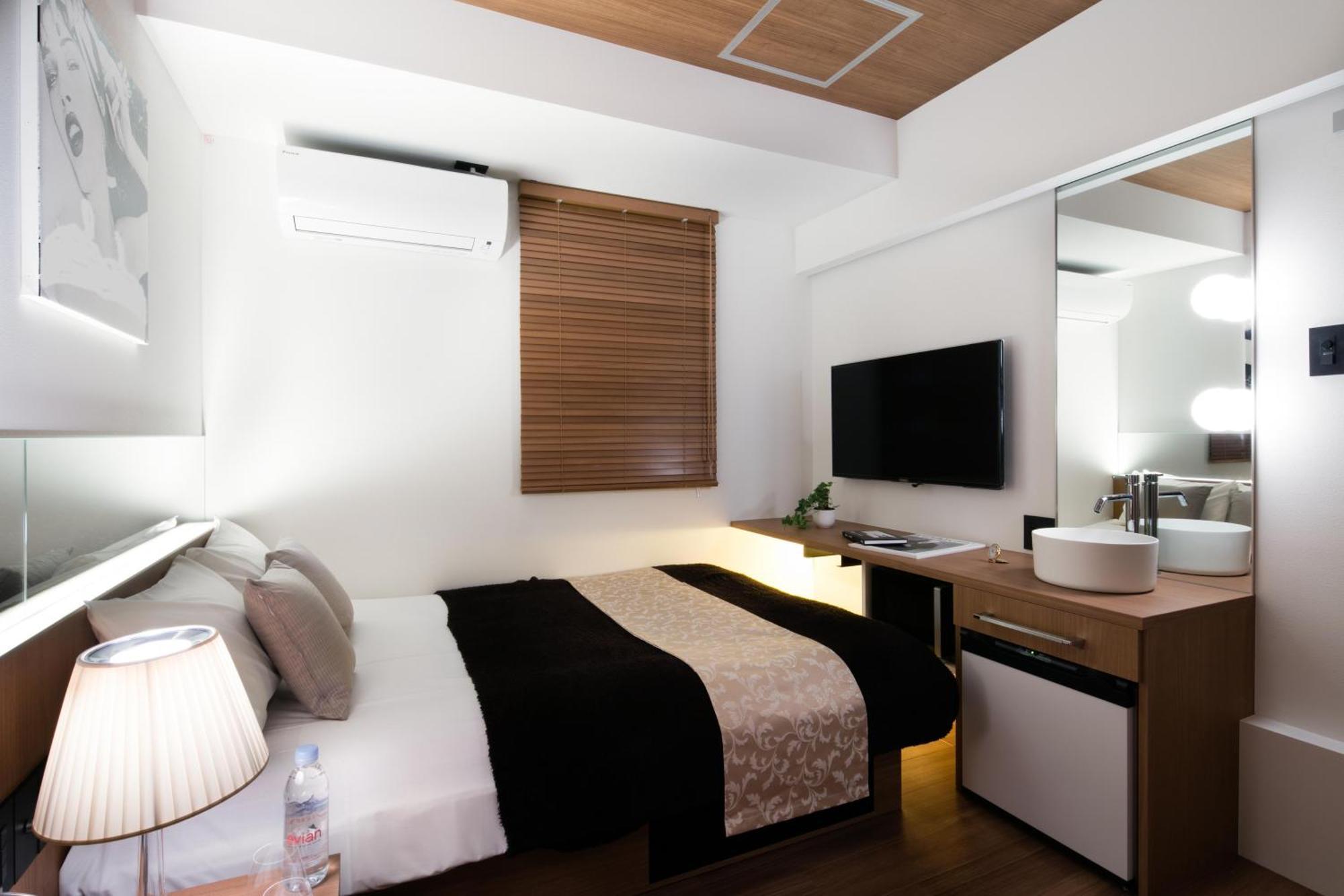 Liefdeshotel Hills Gotanda 2*